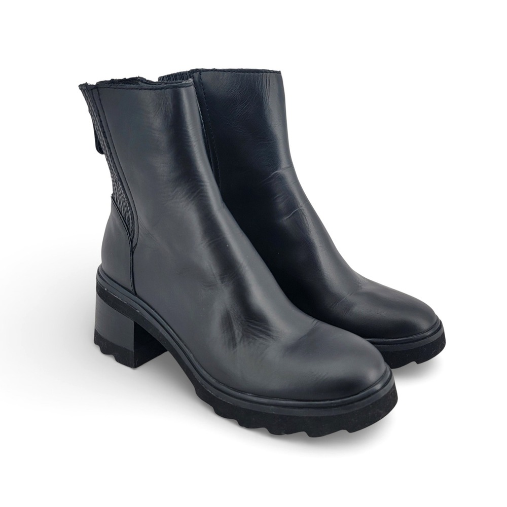 Dolce Vita Black Leather Lug Sole‎ Ankle Boots Women 7 Chunky Minimalist Chic